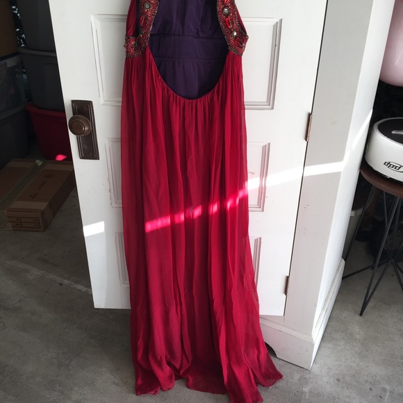 Red Maxi Prom Gown | 6 - Picture 5 of 7